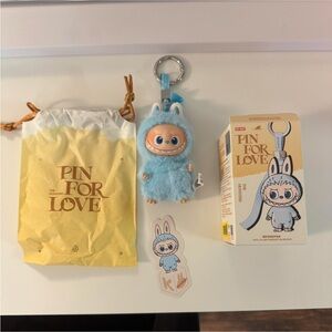 Labubu pin for love series